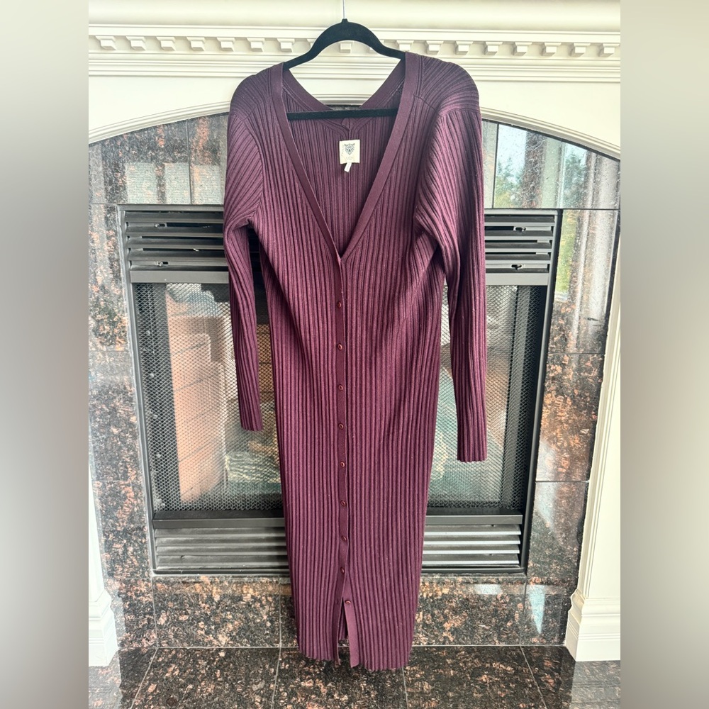 Chic Long Sleeve Ribbed Knit Dress in Chocolate Truffle (looks Burgundy)